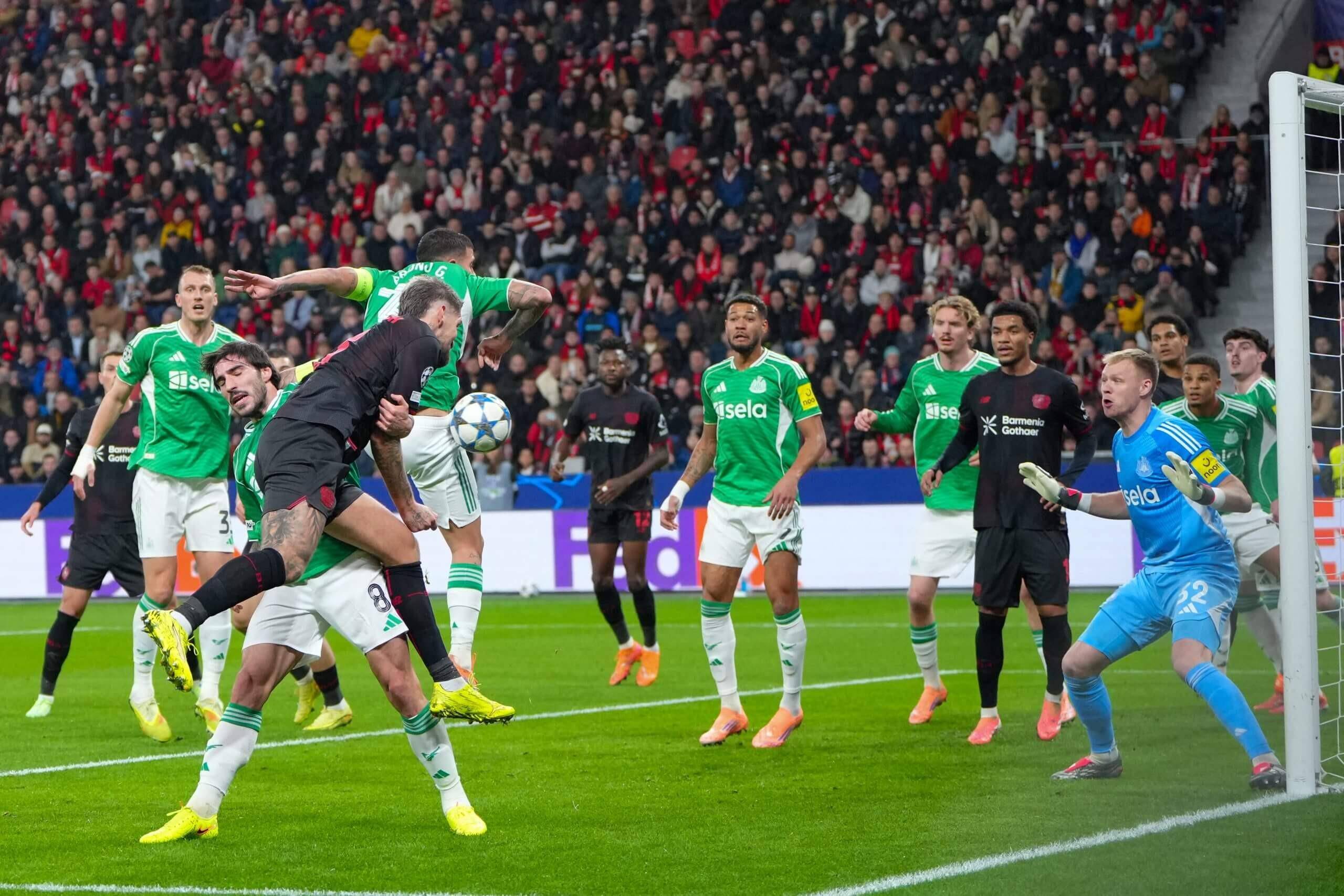 包含中超国际比赛日再迎强敌；阿森纳战术微调；主帅态度——球迷炸锅；资深球员宣示担当的词条